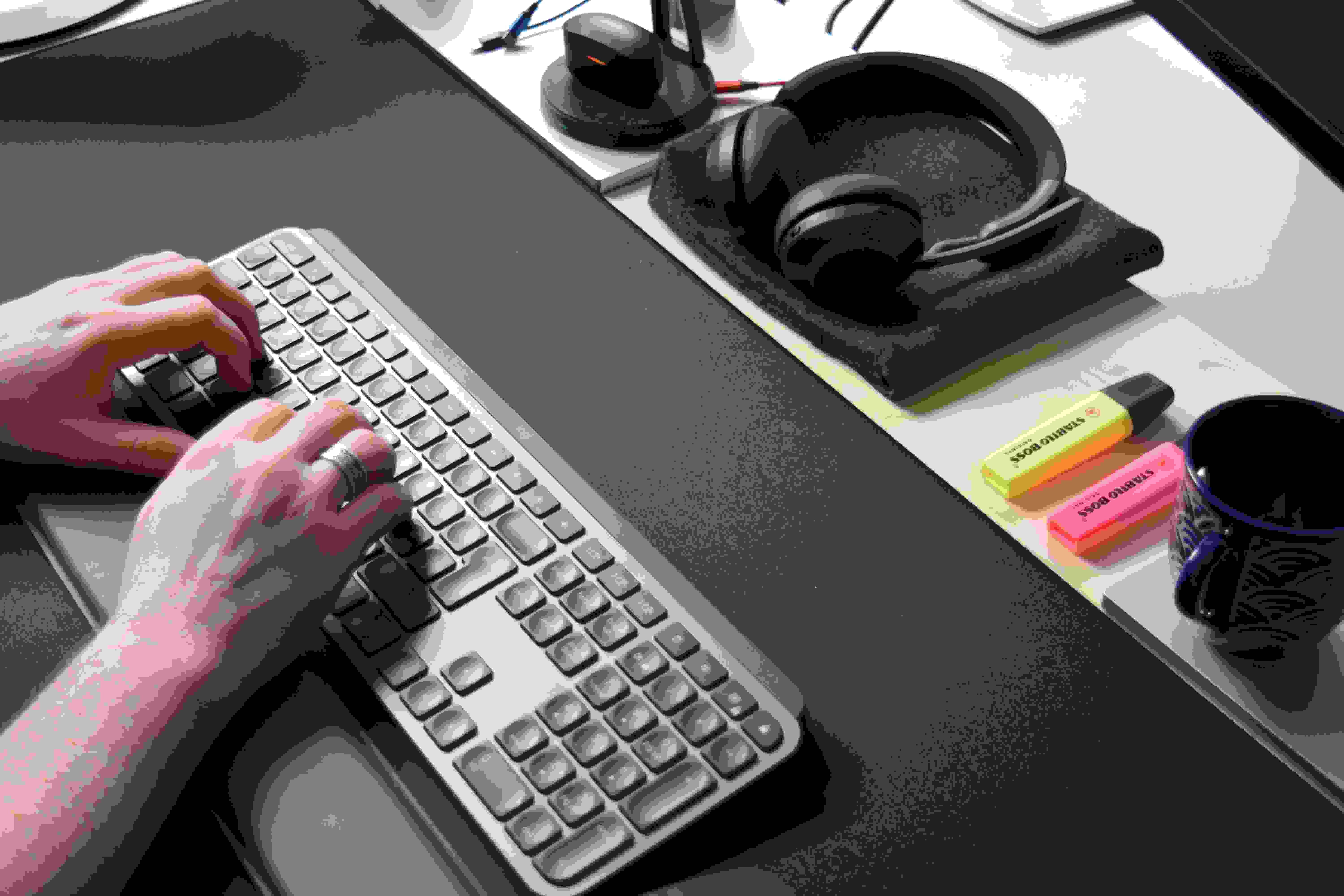 Home Office with Microsoft 365: Secure Administration of Accounts and Authorizations