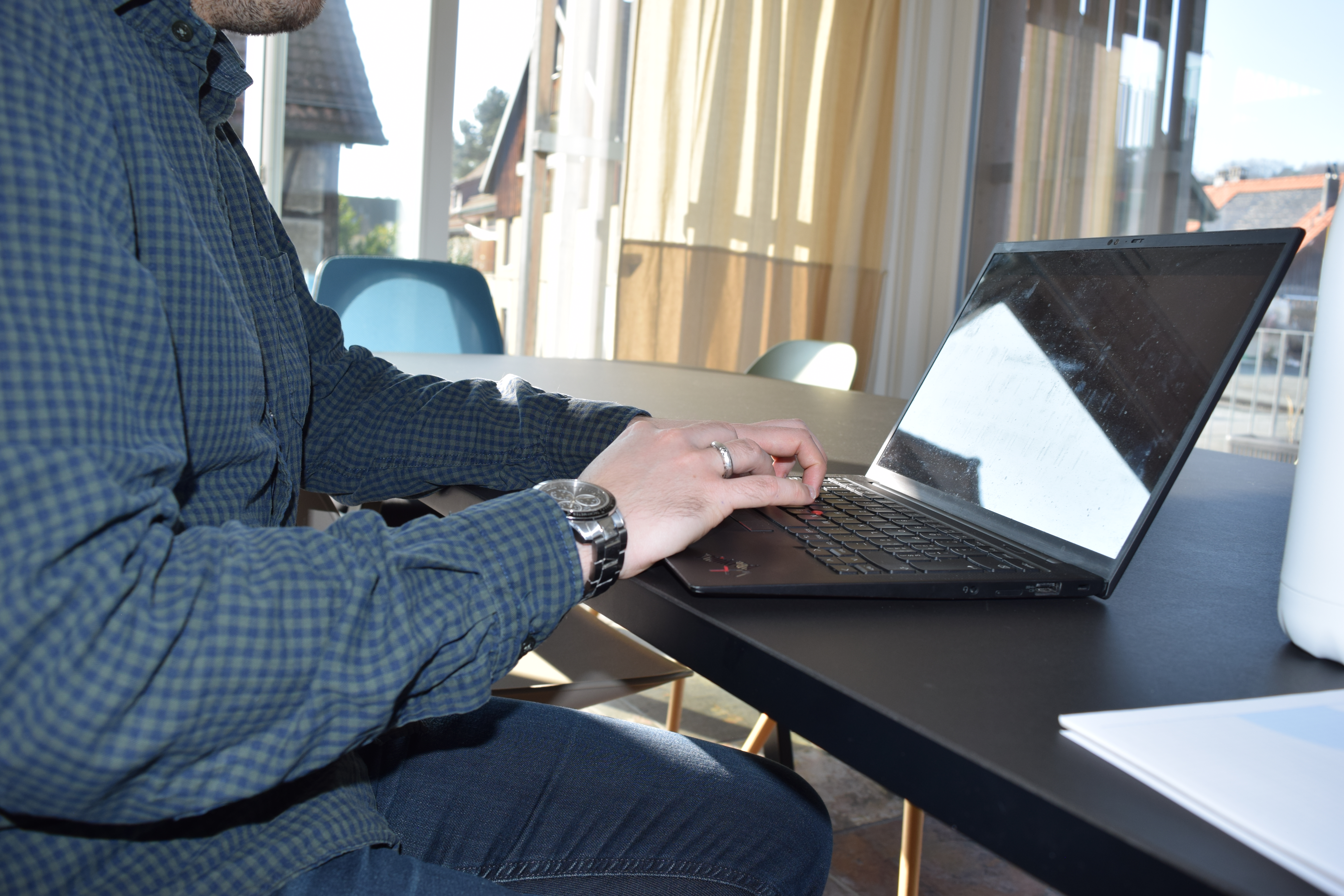 The Pitfalls and Joys of Home Office Work The Pitfalls and Joys of Home Office Work